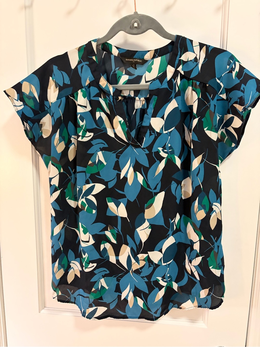 Banana Republic Teal, Navy & Cream Floral Dolman Cap-Sleeve Blouse
